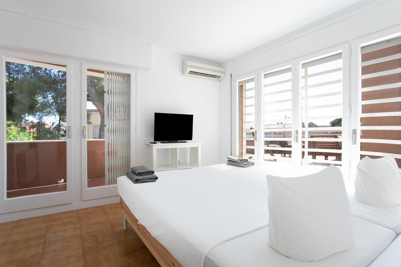 Canela Homes Costa Casa Aila Кастельдефельс Экстерьер фото